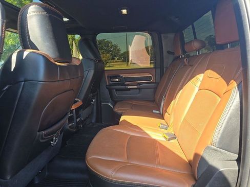 Used 2022 RAM 2500 Limited AWD/4WD image 17