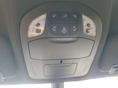 New 2026 Chrysler Pacifica Select FWD image 36