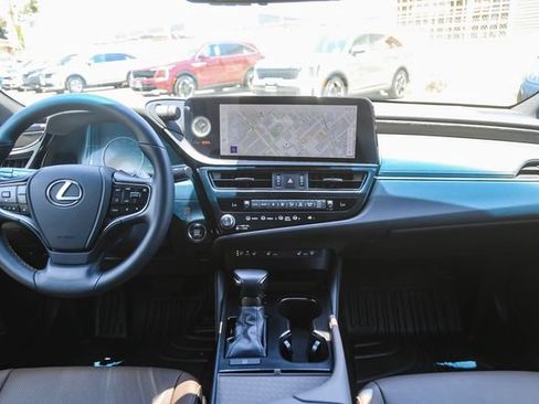 Used 2025 Lexus ES 350 w/ Premium Package FWD image 14