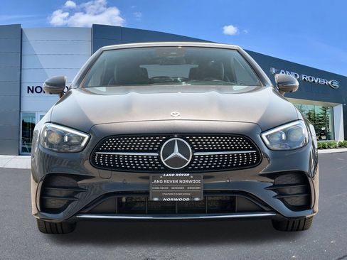 Used 2022 Mercedes-Benz E 450 4MATIC Cabriolet image 3