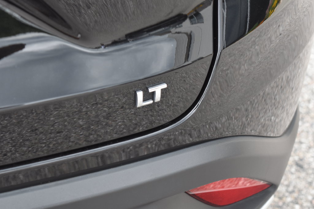 Used 2025 Chevrolet Trax LT w/ LT Convenience Package FWD image 7