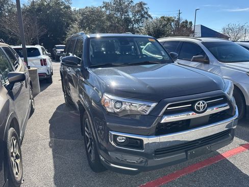 Used 2024 Toyota 4Runner Limited image 3