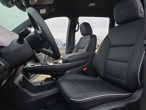 New 2026 Buick Enclave Sport Touring w/ LPO, Floor Liner Package AWD/4WD image 16