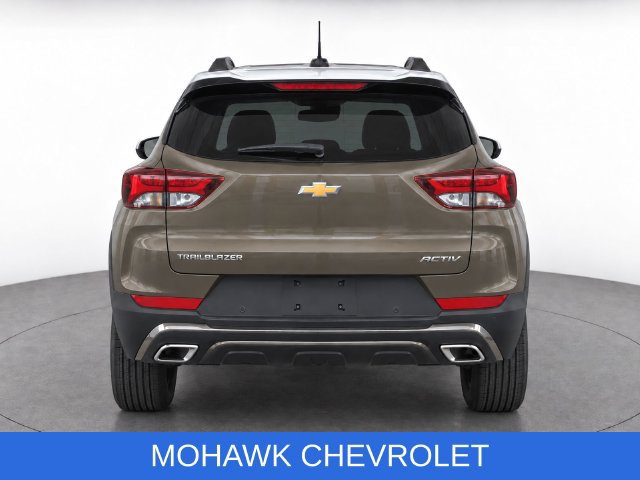 Certified 2022 Chevrolet TrailBlazer ACTIV w/ Sun and Liftgate Package FWD image 10