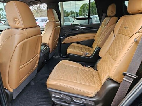 Certified 2023 Cadillac Escalade Sport w/ Touring Package image 9