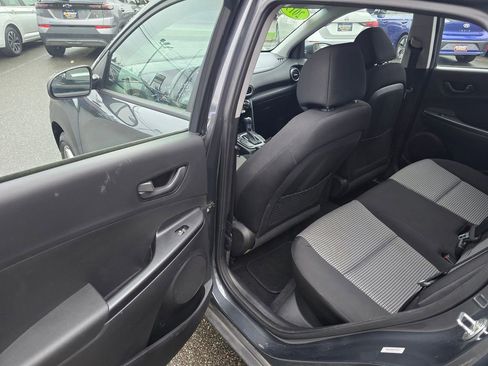 Used 2019 Hyundai Kona SE FWD image 16