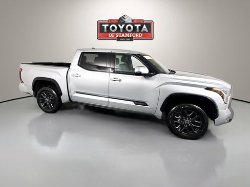 Used 2023 Toyota Tundra Platinum image 8