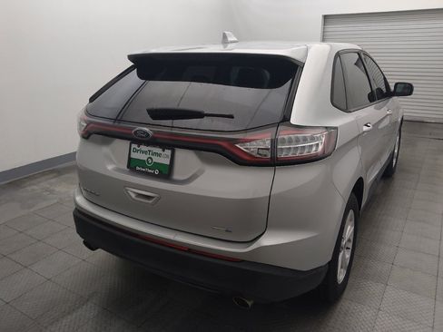 Used 2017 Ford Edge SE AWD/4WD image 7