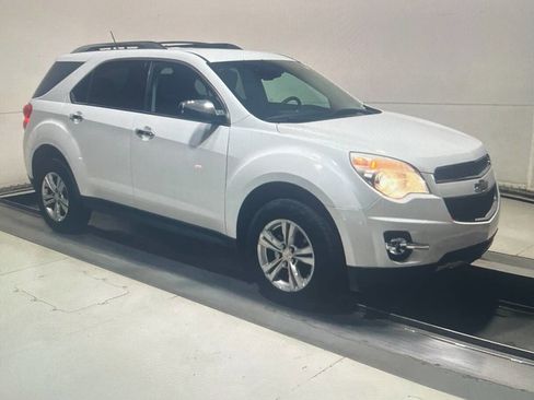 Used 2013 Chevrolet Equinox LTZ AWD/4WD image 2
