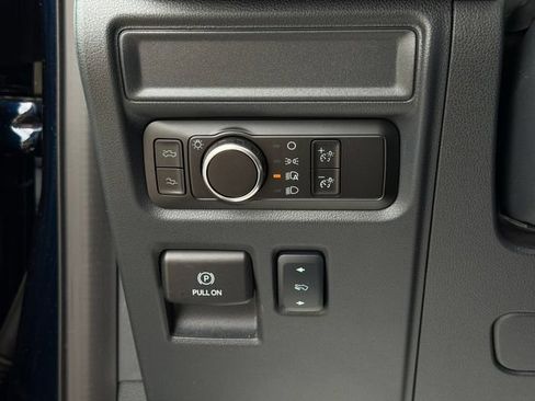 Used 2025 Ford F150 Lightning Lariat AWD/4WD image 48