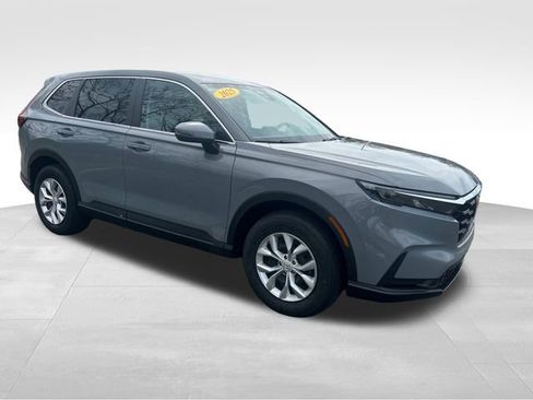 Used 2025 Honda CR-V LX image 8