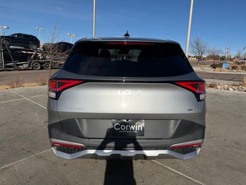 Used 2024 Kia Sportage LX image 5