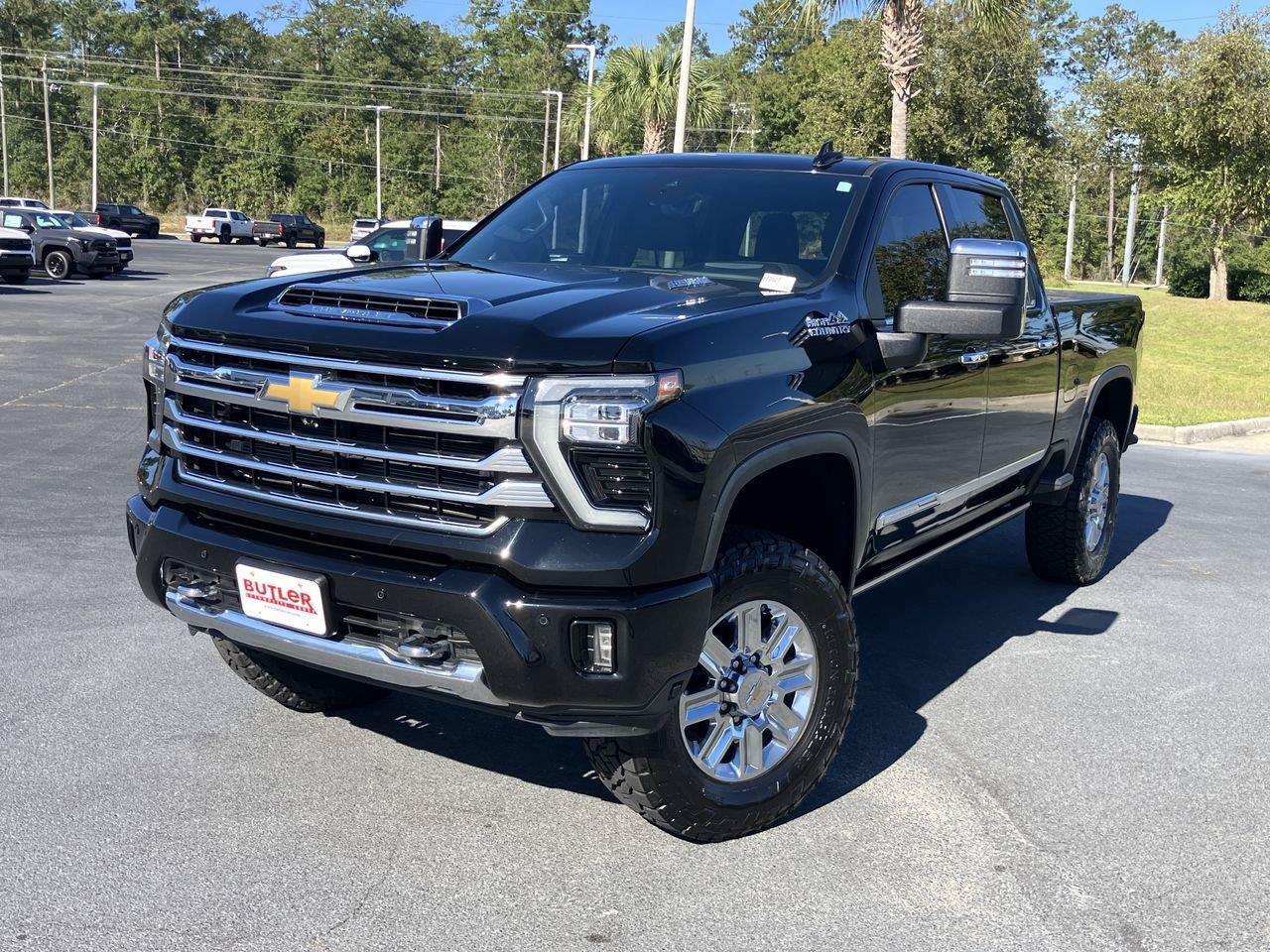 Used 2024 Chevrolet Silverado 3500 High Country w/ High Country Premium Package AWD/4WD image 1