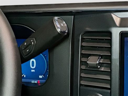 New 2026 Ford F250 Lariat w/ Lariat Premium Package image 28