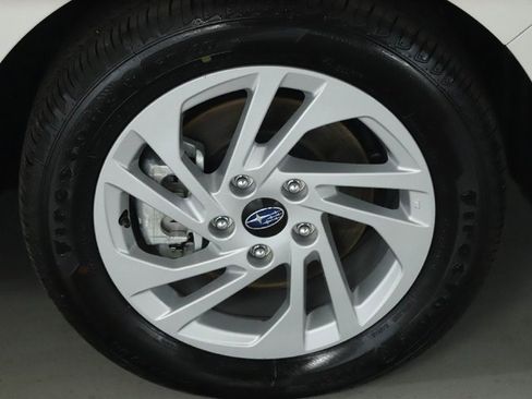 Certified 2025 Subaru Impreza 2.0i image 10