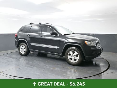 Used 2012 Jeep Grand Cherokee Laredo AWD/4WD image 3