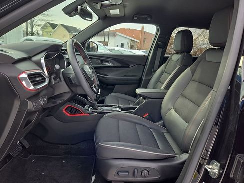 Used 2023 Chevrolet TrailBlazer RS w/ Convenience Package image 18