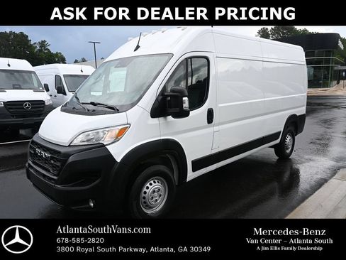 Used 2024 RAM ProMaster 2500 w/ Convenience Group FWD image 1