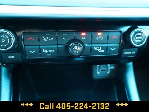 Used 2025 Jeep Compass Limited AWD/4WD image 37