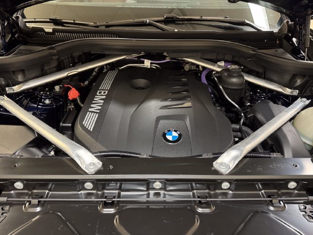 Used 2026 BMW X5 xDrive40i w/ M Sport Package AWD/4WD image 30