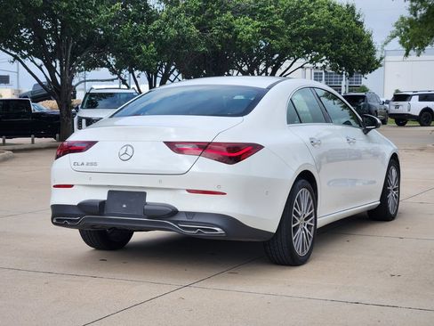 Used 2025 Mercedes-Benz CLA 250 image 4