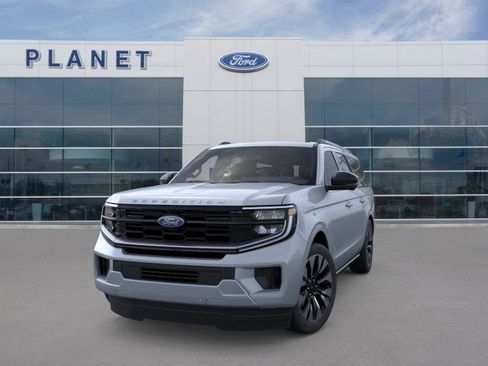 New 2026 Ford Expedition Max Platinum w/ Driver's Package image 2