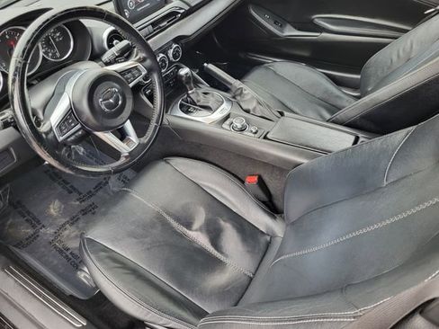 Used 2021 MAZDA MX-5 Miata RF Grand Touring image 14