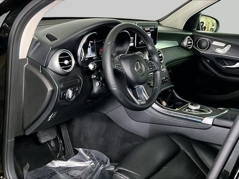 Certified 2018 Mercedes-Benz GLC 300 4MATIC image 15
