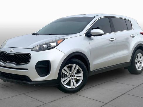 Used 2018 Kia Sportage LX FWD image 1