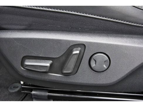 Used 2024 Kia Niro Wind FWD image 33