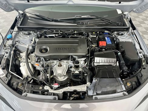 Used 2025 Honda Civic Sport image 31