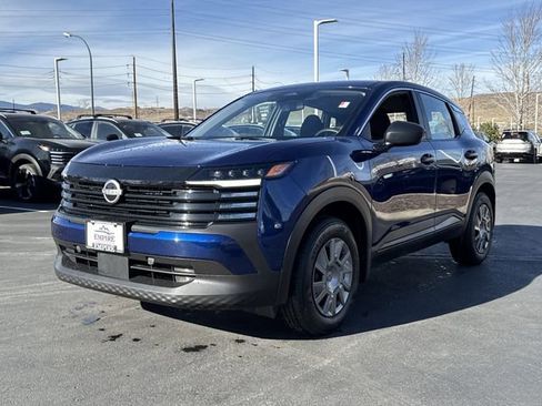 Certified 2025 Nissan Kicks S image 5