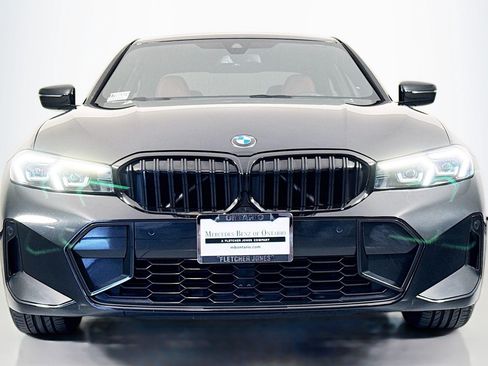 Used 2024 BMW 330i Sedan w/ M Sport Package RWD image 2
