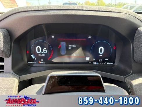 Used 2025 Ford Explorer Platinum w/ Ultimate Package AWD/4WD image 16