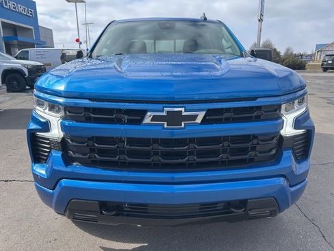 Used 2023 Chevrolet Silverado 1500 RST image 2
