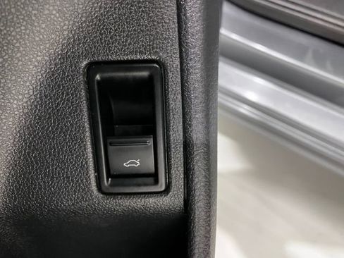 Used 2016 Volkswagen Jetta Sport image 34