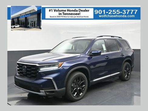 New 2025 Honda Pilot Touring image 1