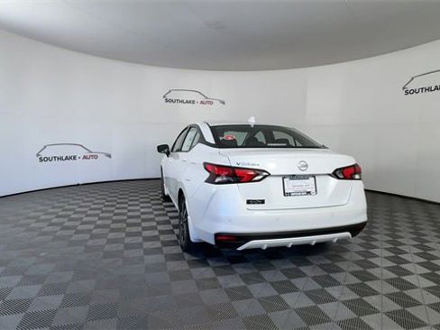 Certified 2025 Nissan Versa SV w/ Trunk Package image 7