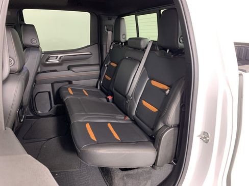 Used 2022 GMC Sierra 1500 AT4 w/ AT4 Preferred Package image 33