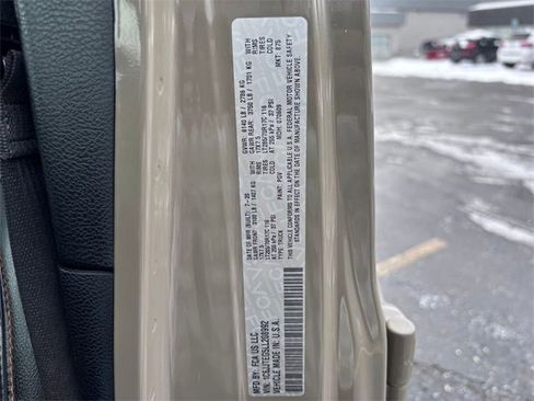 Used 2020 Jeep Gladiator Mojave image 32