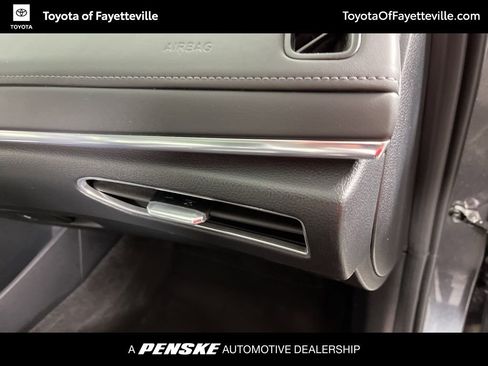 Used 2022 Hyundai Sonata Limited image 17