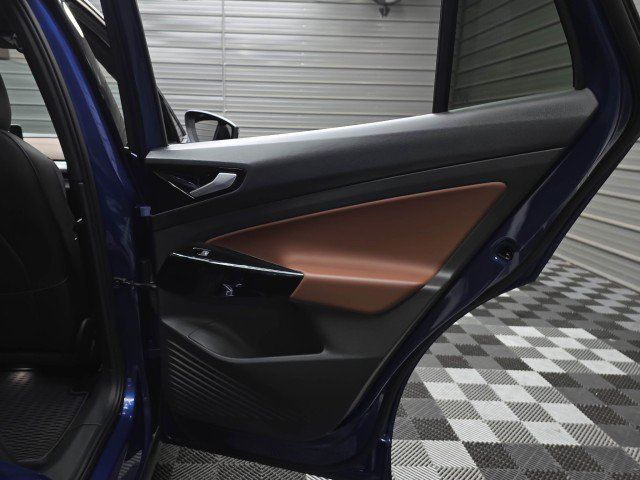 Used 2021 Volkswagen ID.4 Pro S RWD image 39