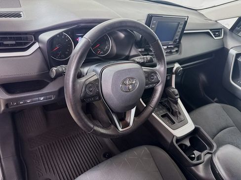 Used 2021 Toyota RAV4 XLE w/ XLE Grade Weather Package FWD image 10