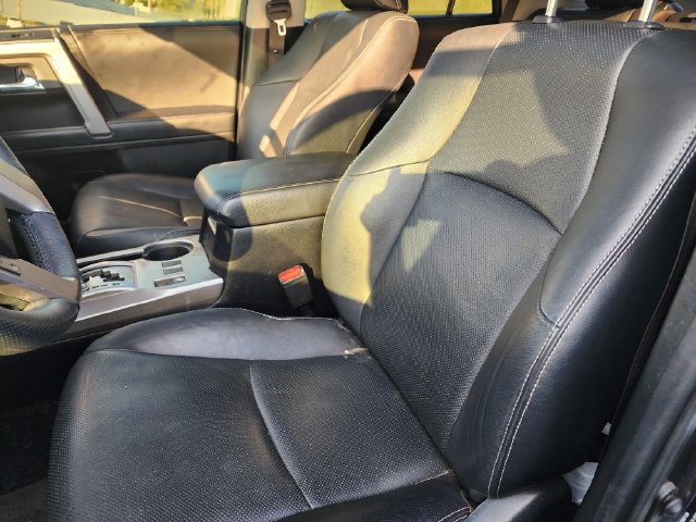 Used 2021 Toyota 4Runner Limited AWD/4WD image 3