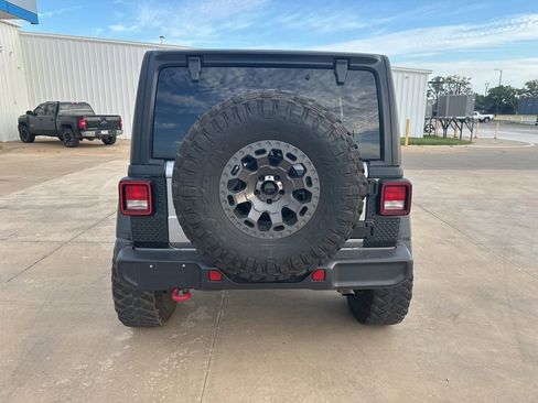 Used 2018 Jeep Wrangler Unlimited Rubicon image 29