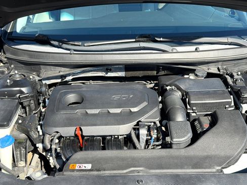 Used 2016 Hyundai Sonata SE image 15