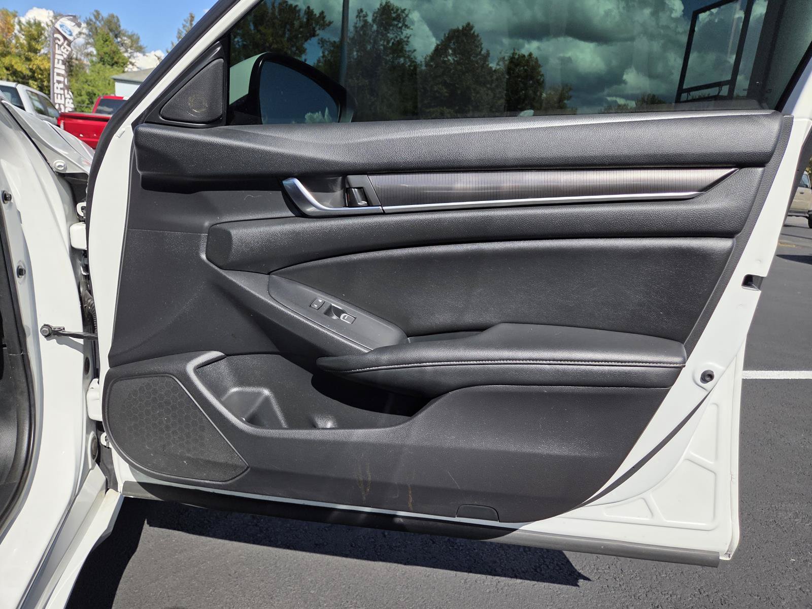 Used 2019 Honda Accord Sport image 22