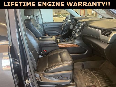Used 2018 Chevrolet Suburban Premier image 46