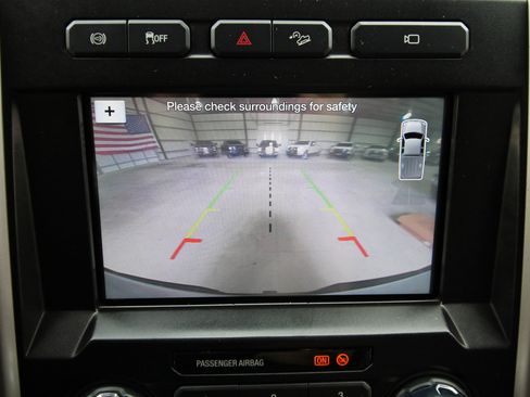 Used 2017 Ford F250 Lariat w/ Lariat Value Package AWD/4WD image 30