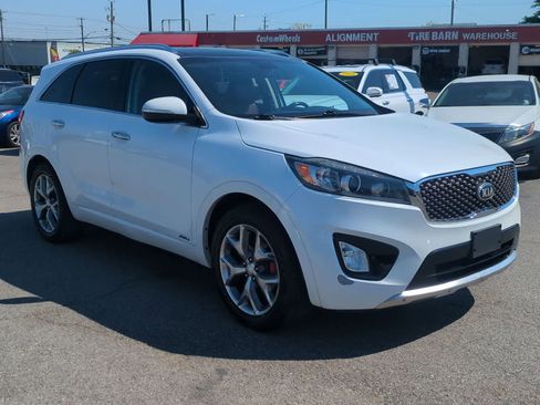 Used 2017 Kia Sorento SX AWD/4WD image 2